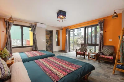 Twin Room with Balcony — Mega View Homestay